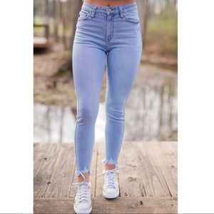 KanCan cropped jeans